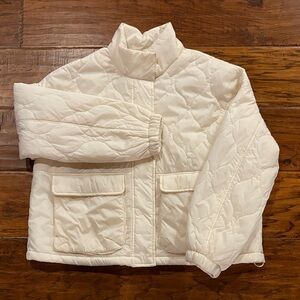 Old Navy Women's Cream Quilted Packable Puffer Jacket
